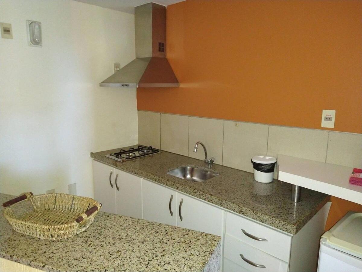 Meireles Perto Feirinha Beira Mar105 Apartamento *